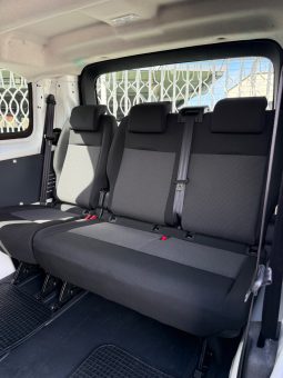 
										Peugeot Traveller BlueHDi 120 Cv 8 Posti ALLURE 2020 full									