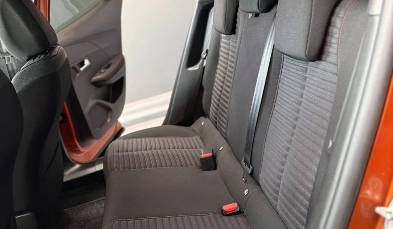 
								Peugeot 2008 BlueHDi 110 cv Active Pack 2022 full									